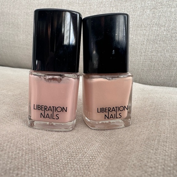 Only tried the color once. Gel like polish - Picture 2 of 3